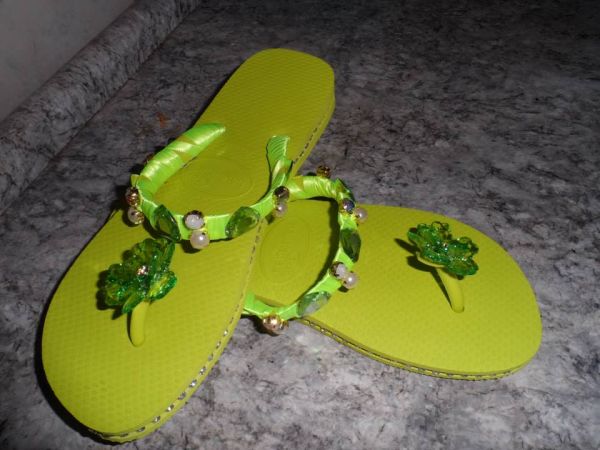 stras e coração em chaton, flor de dedinho